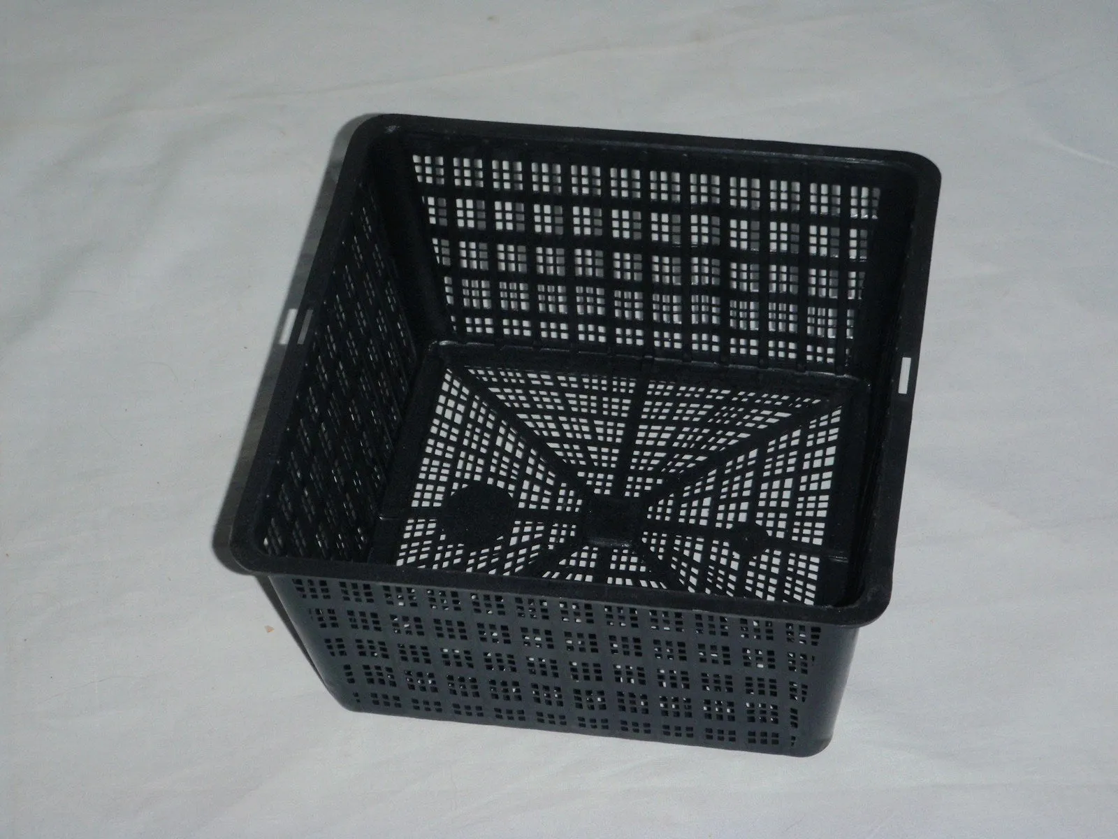 Square Aquatic Pot 19cm